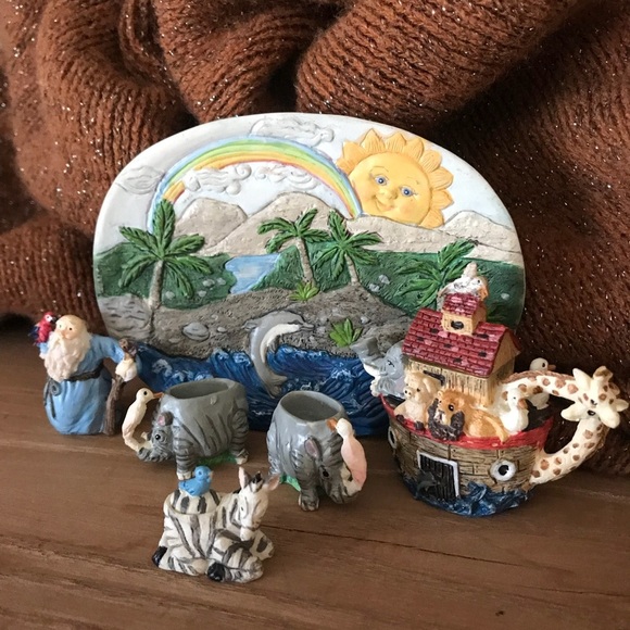 Rare Vintage 1970’s Miniature Noah’s Ark Tea Set - Picture 5 of 13